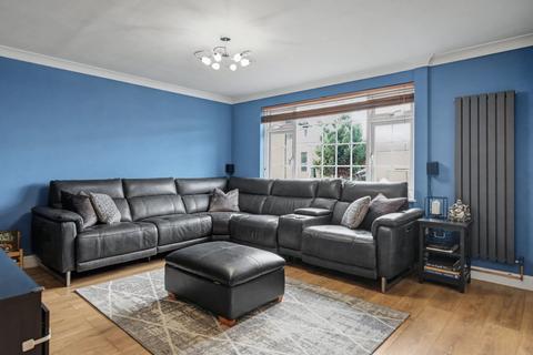3 bedroom semi-detached house for sale, Canuden Road, Chelmsford CM1