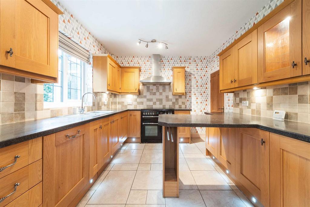 7, Fircroft Solihull, B91 1 JL 22.jpg