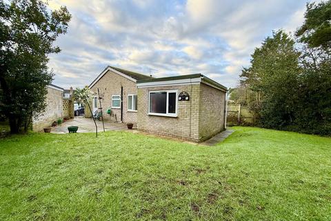 2 bedroom semi-detached bungalow for sale, New Close, Acle, NR13