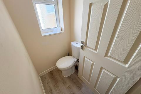 4 bedroom terraced house to rent, Oxford Street, Swansea, SA1