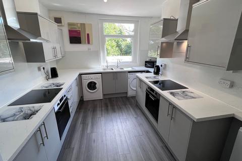 5 bedroom house to rent, Bryn Road, Brynmill, SA2
