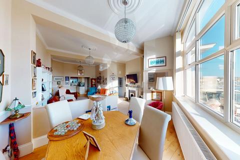 undefined, Lambhay Hill, Plymouth, PL1