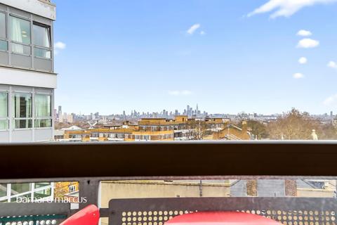 1 bedroom flat for sale, New Park Road, London