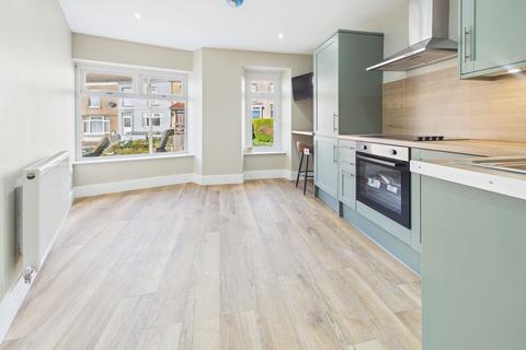 2 bedroom property to rent, Kinley Street, St. Thomas, SA1