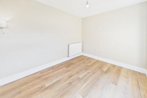 2 bedroom property to rent, Kinley Street, St. Thomas, SA1