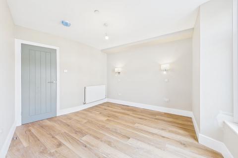 2 bedroom property to rent, Kinley Street, St. Thomas, SA1