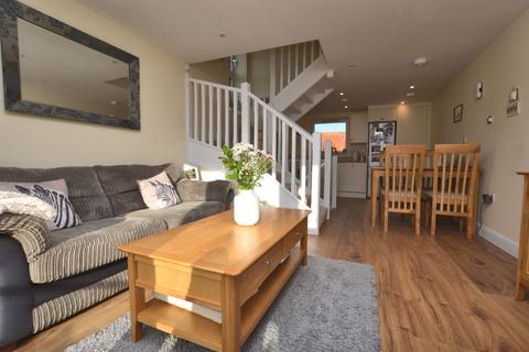 2 bedroom end of terrace house to rent, Fakenham