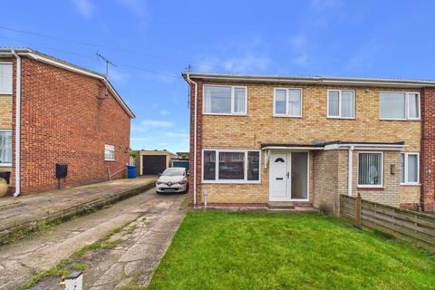 3 bedroom semi-detached house for sale, 44 Park Avenue, Driffield, YO25 5EJ
