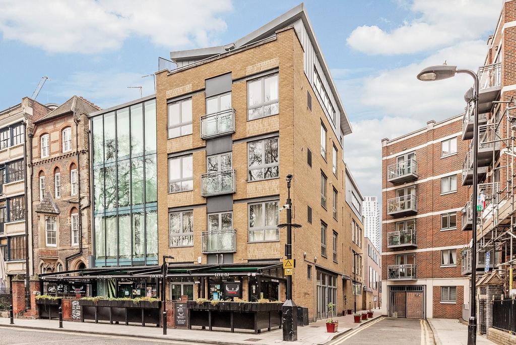 25927 hunters flat 2 11 hoxton square 14.jpg