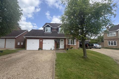 4 bedroom detached house for sale, Bramble Way, Leavenheath, Colchester