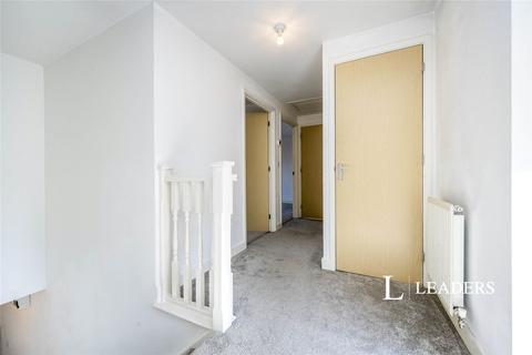2 bedroom terraced house to rent, Gifford Lane, Upton, Northampton, NN5
