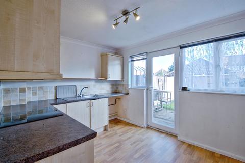2 bedroom semi-detached house for sale, Cleveland Close, Highwoods, Colchester