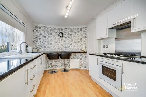 undefined, Central Avenue, Althorne