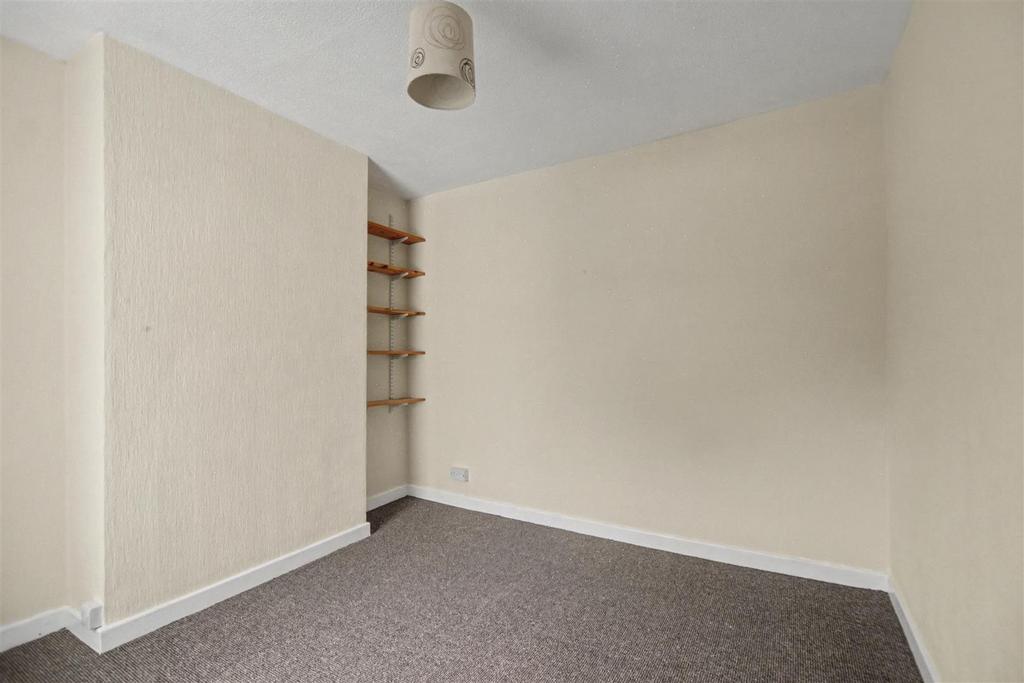Bedroom 2 1.jpeg