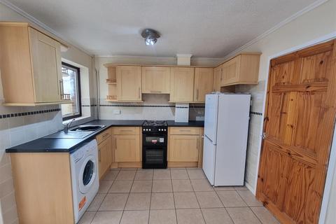 undefined, Alderdale, Lydney