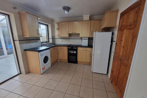 undefined, Alderdale, Lydney