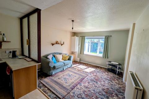 2 bedroom ground floor flat for sale, Loftus Street, Cardiff