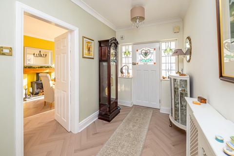 undefined, Knights Avenue, Wolverhampton, WV6