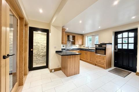 undefined, Upper Clough, Linthwaite, Huddersfield, West Yorkshire, HD7