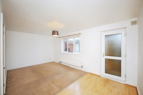 3 bedroom end of terrace house for sale, Mickleton Close, Redditch