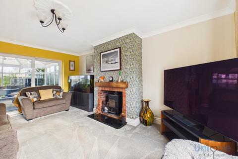 3 bedroom semi-detached house for sale, Roseacre Road, Elswick PR4