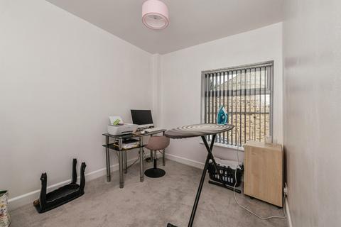 3 bedroom terraced house for sale, Blackmires, Halifax