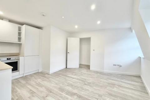 1 bedroom flat to rent, Fortune Green Road, London NW6