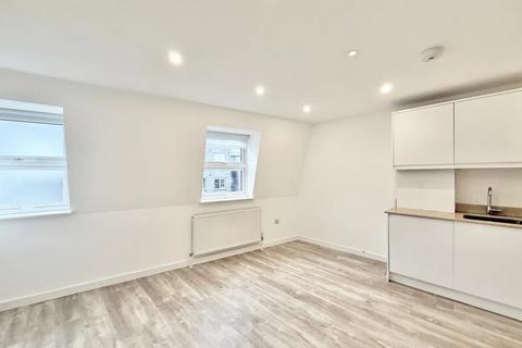 1 bedroom flat to rent, Fortune Green Road, London NW6