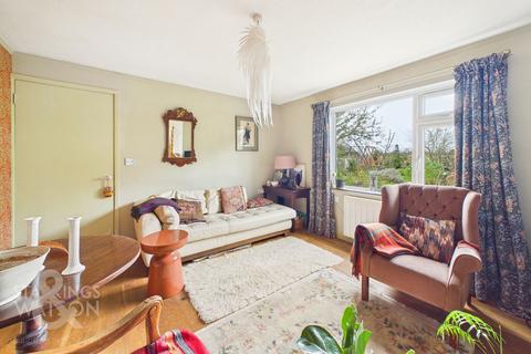 3 bedroom end of terrace house for sale, Thomas Bole Close, Garboldisham, Diss