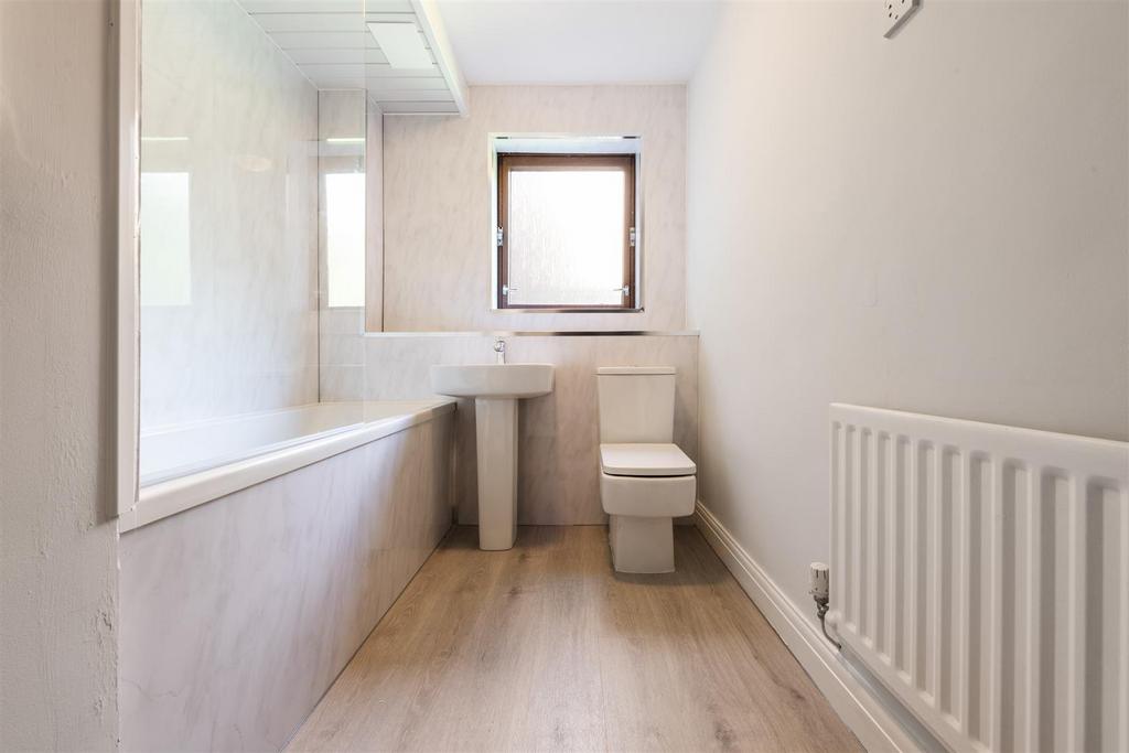 27 Alderwood Place, Princes Way, Solihull, West Mi