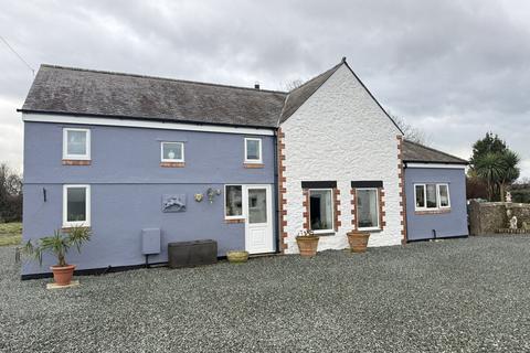 8 bedroom farm house for sale, Road from the B4421, Newborough, Anglesey, LL61
