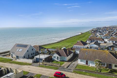 2 bedroom detached bungalow for sale, Seaview Avenue, Peacehaven