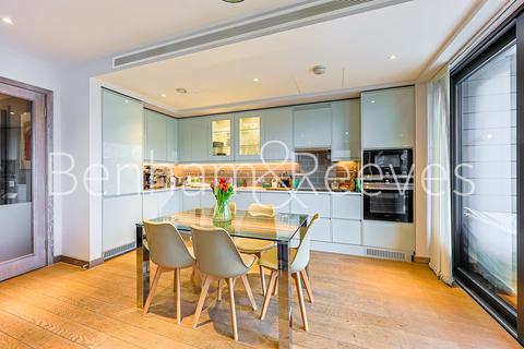 3 bedroom apartment to rent, Drapers Yard, Ram Quarter SW18
