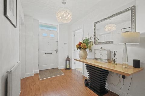 undefined, Claremont Crescent, Rayleigh SS6