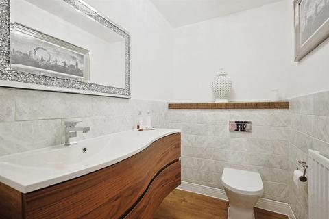 undefined, Claremont Crescent, Rayleigh SS6