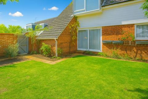1 bedroom ground floor flat for sale, Ribbledale, London Colney, St. Albans