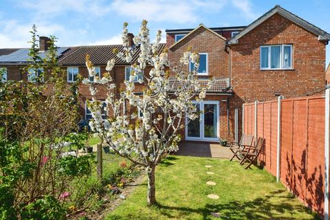3 bedroom terraced house for sale, Collyer Road, London Colney, St. Albans