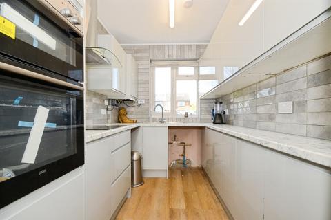 3 bedroom terraced house for sale, Collyer Road, London Colney, St. Albans
