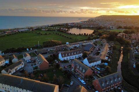 3 bedroom penthouse for sale, Groombridge Avenue, Eastbourne