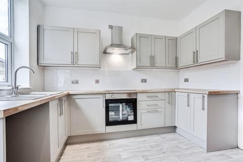 3 bedroom terraced house for sale, Crab Lane, Newmillerdam, Wakefield