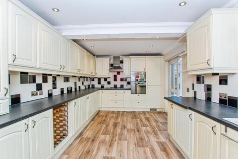 6 bedroom detached house for sale, Laurel Drive, Elm, Wisbech