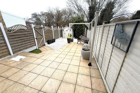 undefined, Stonelea Close, Chippenham