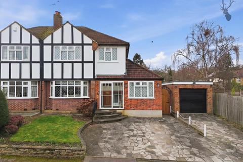 Purlieu Way, Theydon Bois