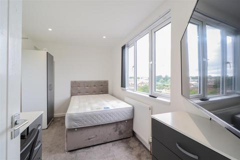 1 bedroom in a house share to rent, Terry Road, Coventry CV1