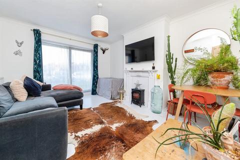2 bedroom apartment for sale, Bentley Road, Hertford