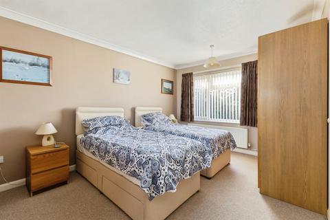 2 bedroom detached bungalow for sale, Larch Close, Attleborough