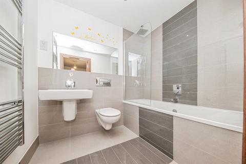 2 bedroom apartment for sale, Ship Wharf, Colchester