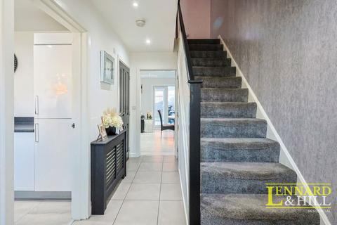 undefined, College Way, Grays RM16