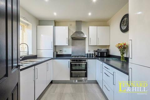 undefined, College Way, Grays RM16