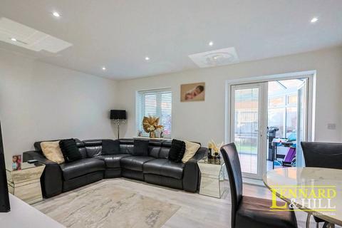 undefined, College Way, Grays RM16